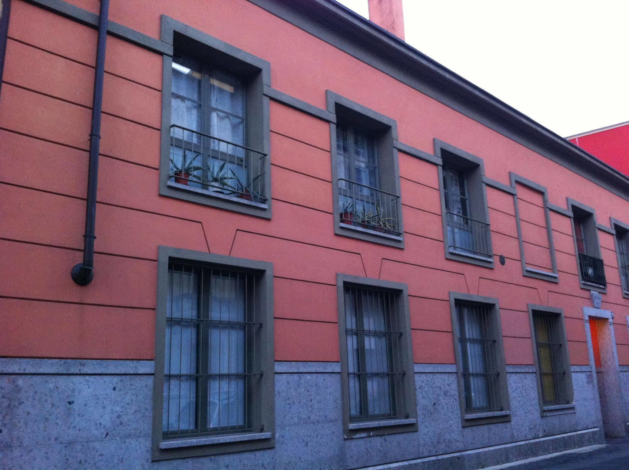 Апартаменти Navigli Downtown Cocco House Мілан Екстер'єр фото
